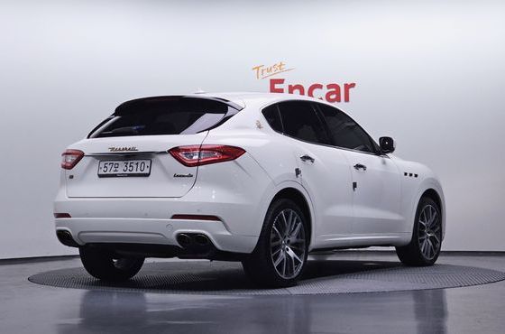 Maserati Levante 3.0 AWD Luxury — пробег 51 157 км — фото 2 из 5
