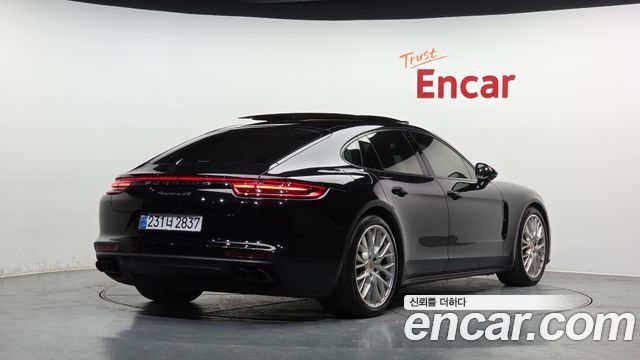 Porsche Panamera 3.0 AWD — пробег 97 531 км — фото 2 из 5