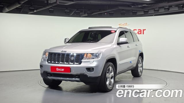Jeep Cherokee 3.6 Overland WK2 — пробег 146 221 км — фото 1 из 5