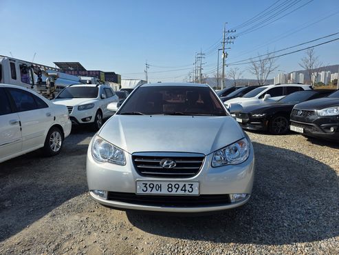 Hyundai AVANTE 1.6 VVT S16 LUXURY — пробег 105 402 км — фото 1 из 5