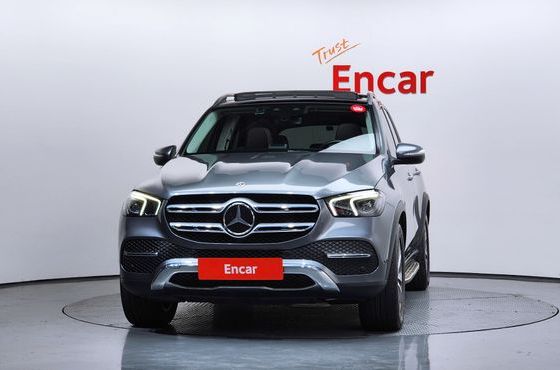 Mercedes-Benz GLE-Class GLE300d 4MATIC — пробег 82 988 км — фото 3 из 5