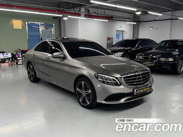Mercedes-Benz C-Class C220 d 4MATIC Exclusive — пробег 47 230 км — фото 3 из 5