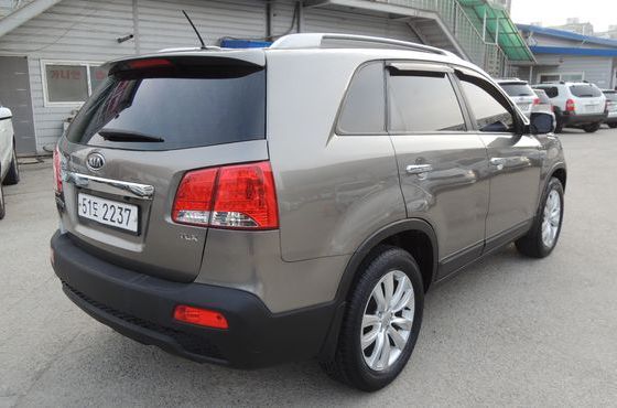 Kia Sorento Diesel 2.0 2WD TLX High-Deluxe — пробег 175 400 км — фото 4 из 5