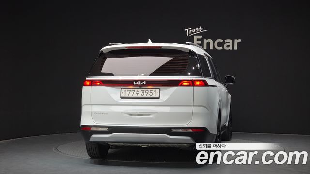 Kia Carnival Gasoline 9-Seater Prestige — пробег 3 096 км — фото 4 из 5