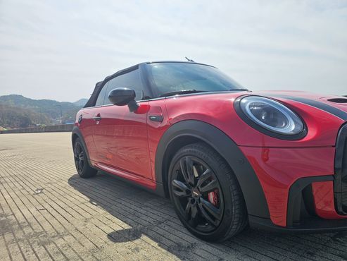 Mini Cooper Convertible JCW 3rd — пробег 8 000 км — фото 3 из 5