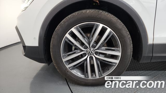 Volkswagen Tiguan из Кореи Encar