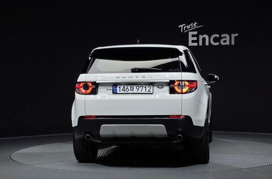 Land Rover Discovery Sport 2.0 TD4 HSE Luxury — пробег 86 444 км — фото 4 из 5
