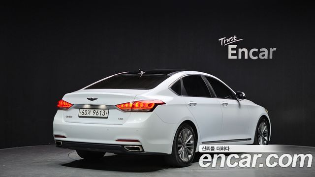 Hyundai Genesis из Кореи Encar