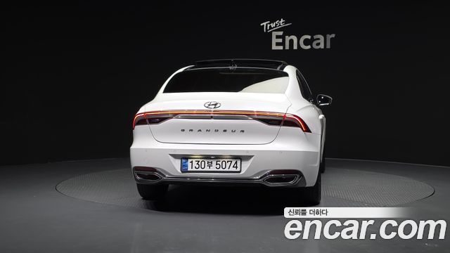 Hyundai Grandeur из Кореи Encar