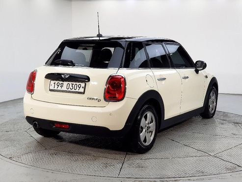Mini Cooper 5Door Mid 3rd — пробег 146 091 км — фото 4 из 5