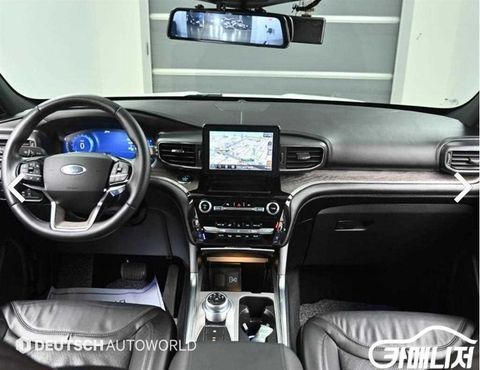 Ford Explorer 3.0 Platinum 4WD — пробег 40 631 км — фото 5 из 5