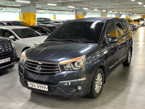 Ssangyong KORANDO 4WD LT 11-seater — пробег 184 158 км — фото 1 из 5
