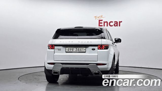 Land Rover Range Rover Evoque 2.2 SD4 Dynamic — пробег 80 031 км — фото 4 из 5
