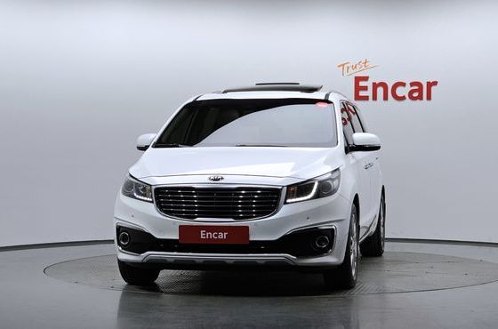 Kia Carnival 9-seater Prestige — пробег 47 792 км — фото 3 из 5