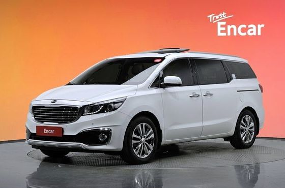 Kia Carnival 9-seater Prestige — пробег 47 792 км — фото 1 из 5