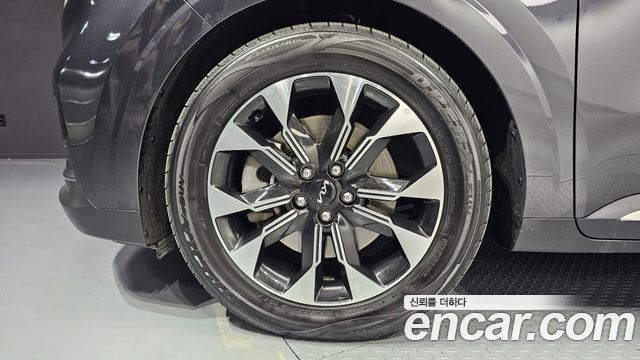Kia Carnival 7-Seater Outdoor Noblesse — пробег 91 120 км — фото 5 из 5
