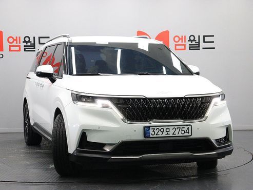 Kia Carnival 9-Seater Noblesse — пробег 56 000 км — фото 2 из 5