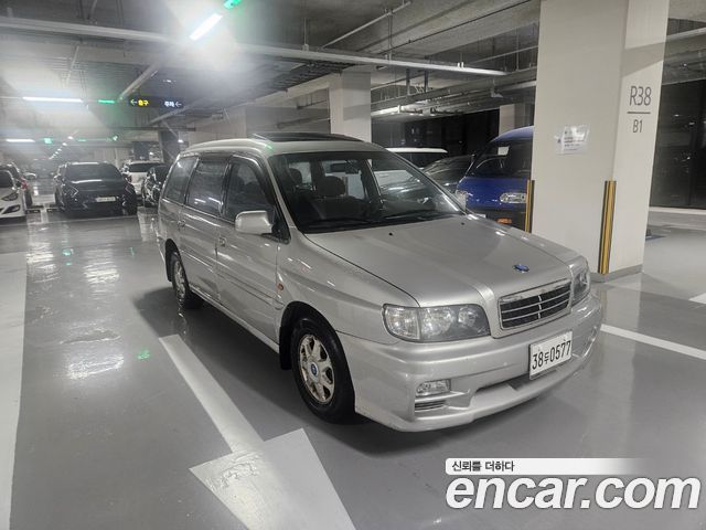 Kia Carstar 7-Seater LPG LX — пробег 204 750 км — фото 1 из 5