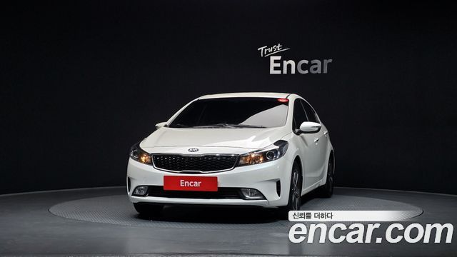 Kia K3 из Кореи Encar