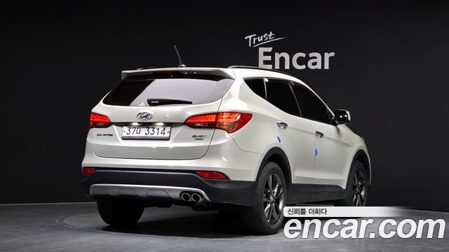 Hyundai Santafe Diesel(e-VGT) 2.2 4WD Exclusive — пробег 127 622 км — фото 2 из 5