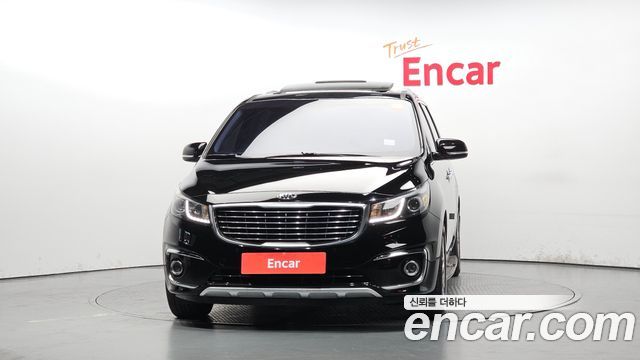 Kia Carnival 9-seater Prestige — пробег 225 600 км — фото 3 из 5
