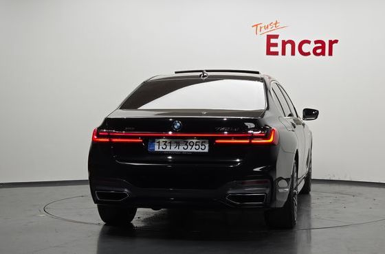 BMW 7-Series 730Ld xDrive M Sport — пробег 88 155 км — фото 4 из 5