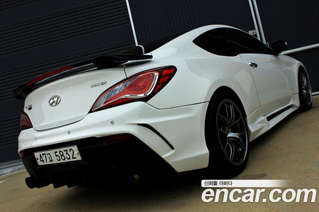 Hyundai Genesis из Кореи Encar