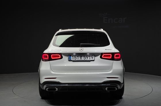 Mercedes-Benz GLC-Class GLC300 4MATIC — пробег 84 543 км — фото 4 из 5