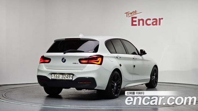 BMW 1-Series 118d M Sport Shadow 5 Door — пробег 95 867 км — фото 2 из 5