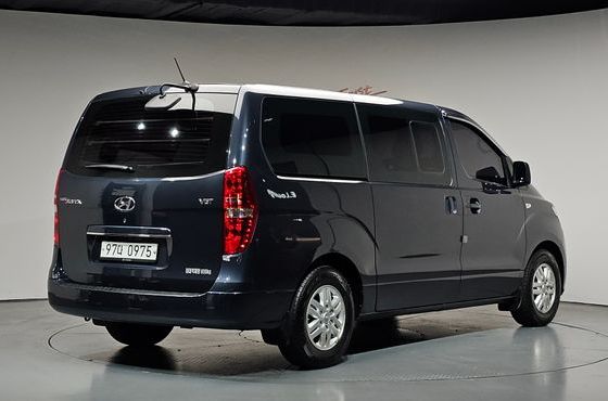 Hyundai Starex Van 5-Seater Modern — пробег 128 957 км — фото 2 из 5