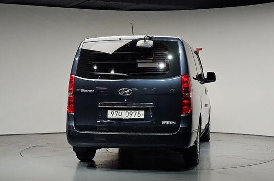 Hyundai Starex Van 5-Seater Modern — пробег 128 957 км — фото 4 из 5