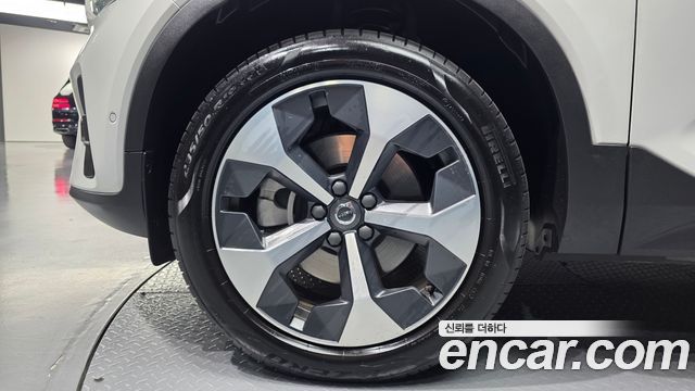 Volvo XC40 из Кореи Encar
