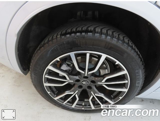 Maserati Grecale из Кореи Encar