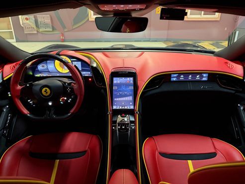 Ferrari Roma 3.9 — пробег 11 300 км — фото 5 из 5