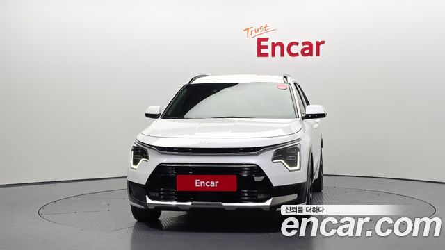 Kia Niro Signature — пробег 125 466 км — фото 3 из 5