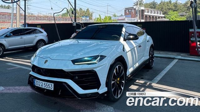 Lamborghini Urus 4.0 V8 — пробег 38 900 км — фото 3 из 5