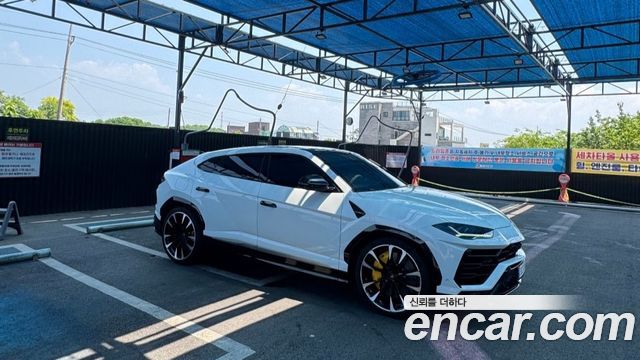 Lamborghini Urus 4.0 V8 — пробег 38 900 км — фото 5 из 5