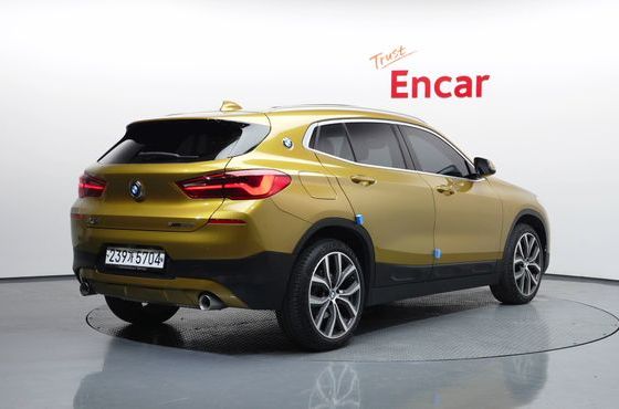 BMW X2 (F39) xDrive20i Advantage — пробег 29 904 км — фото 2 из 5