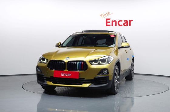 BMW X2 (F39) xDrive20i Advantage — пробег 29 904 км — фото 3 из 5
