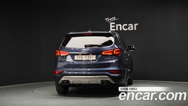 Hyundai Santafe Diesel 2.0 2WD 1 Million — пробег 87 646 км — фото 4 из 5