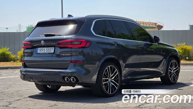 BMW X5 M50i — пробег 49 629 км — фото 2 из 5