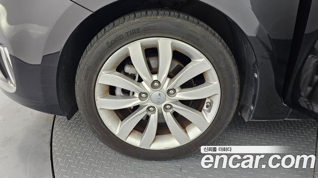Kia Carens 1.7 VGT Prestige — пробег 222 950 км — фото 5 из 5