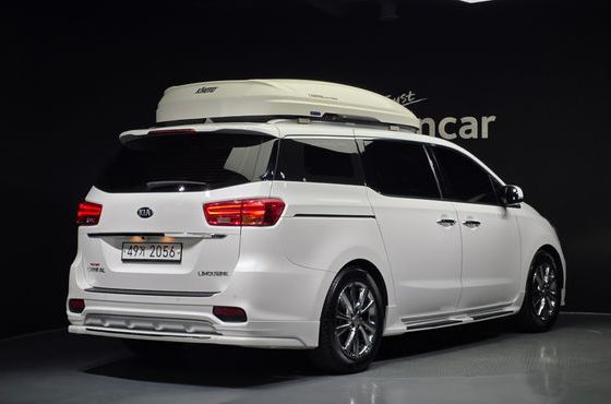 Kia Carnival 7-Seater Limousine President — пробег 144 050 км — фото 2 из 5