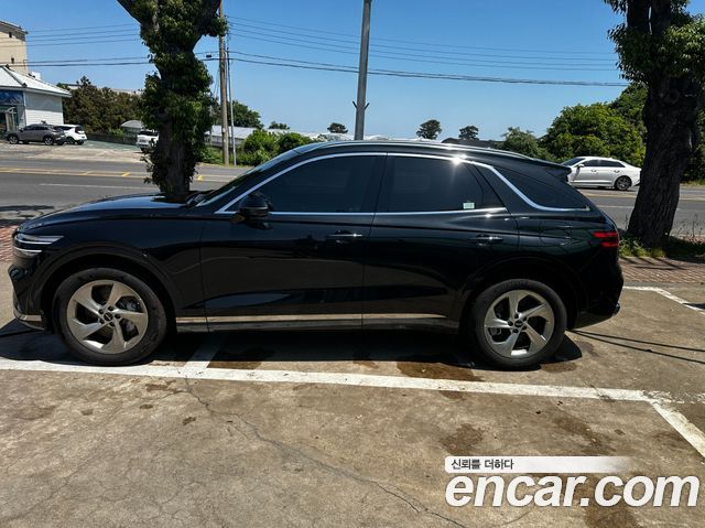 Genesis GV70 2.5T Gasoline AWD — пробег 7 400 км — фото 4 из 5