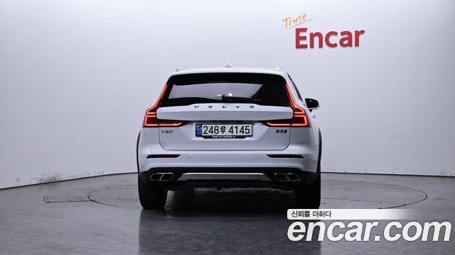 Volvo V60 из Кореи Encar