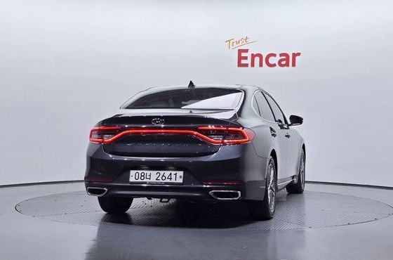 Hyundai Grandeur 2.4 Premium — пробег 87 705 км — фото 4 из 5