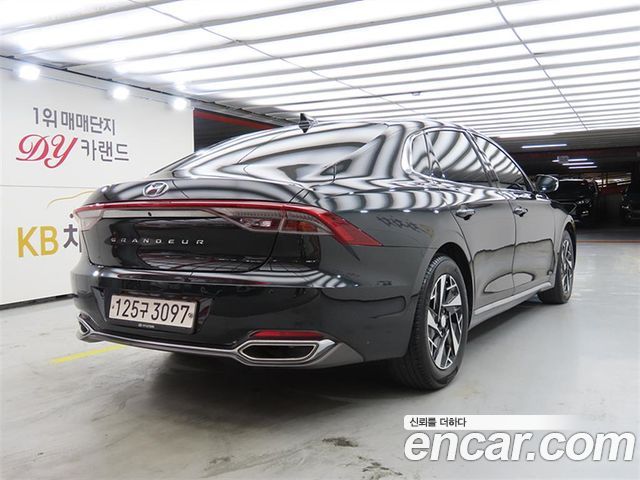 Hyundai Grandeur из Кореи Encar