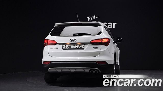 Hyundai Santafe Diesel(e-VGT) 2.2 4WD Premium — пробег 98 935 км — фото 4 из 5