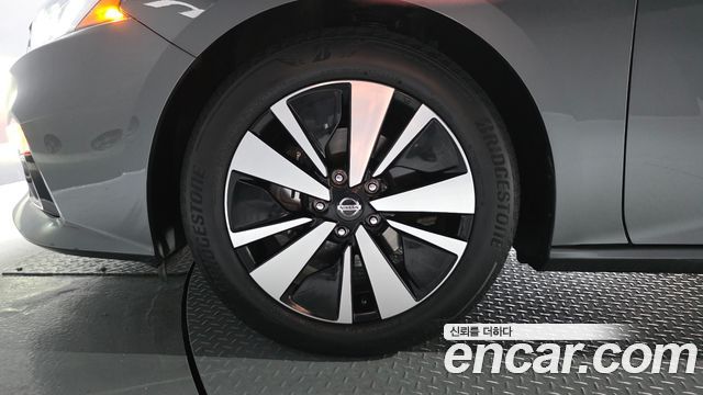Nissan Altima из Кореи Encar