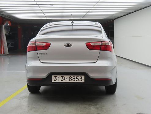 Kia pride 4DR 1.6 GDI Luxury — пробег 78 987 км — фото 3 из 5